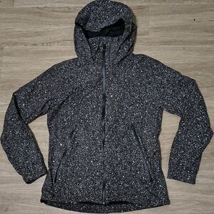 Women’s Lululemon hooded full-zip jacket in size 8